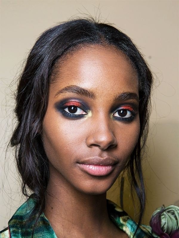 17 λαμπερές προτάσεις για έμπνευση στο πρωτοχρονιάτικο μακιγιάζ - Φωτογραφία 1