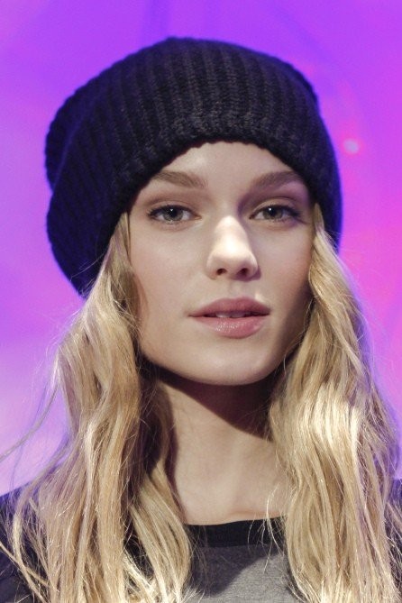 Τα ιδανικά hairstyles για κάθε είδος καπέλου - Φωτογραφία 2