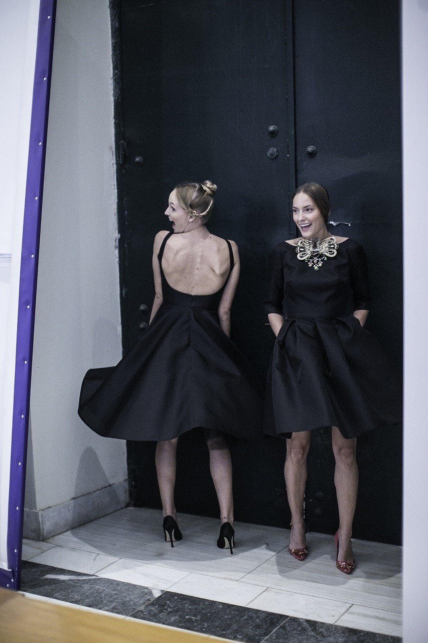 Συζητώντας με τον σχεδιαστή Βασίλη Ζούλια για την αξεπέραστη γοητεία της μόδας - Φωτογραφία 7