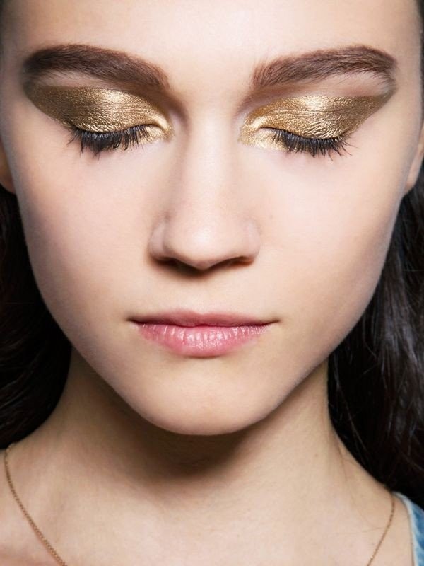 17 λαμπερές προτάσεις για έμπνευση στο πρωτοχρονιάτικο μακιγιάζ - Φωτογραφία 9