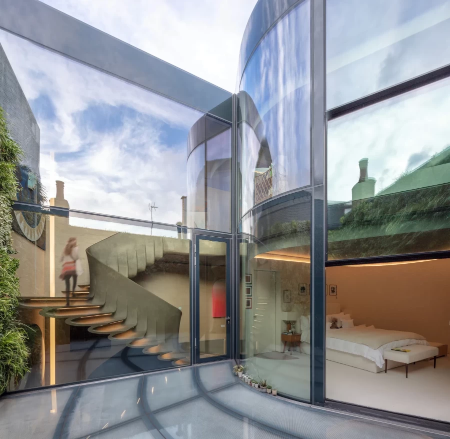 Μια ματιά σε μια one of a kind κατοικία στο Λονδίνο με την υπογραφή της σπουδαίας Zaha Hadid- Φωτογραφία 2