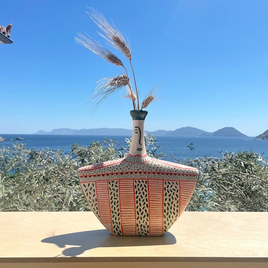 The Talks: Με την αρχιτέκτονα και κεραμίστρια Μυρσίνη Αλεξανδρίδη- Φωτογραφία 2