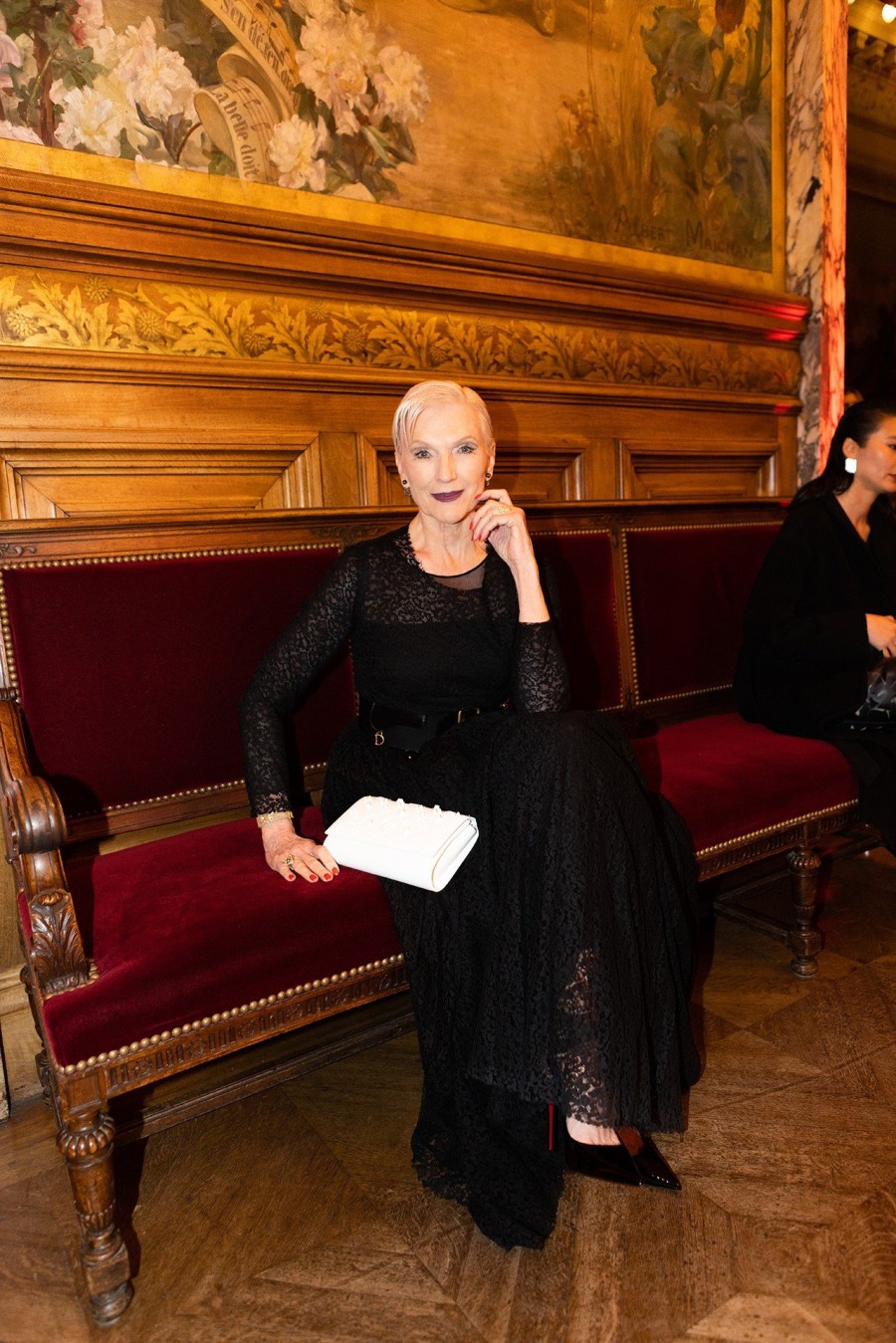 O Christian Louboutin γιόρτασε τα 30 χρόνια της κόκκινης σόλας με ένα φαντασμαγορικό show- Φωτογραφία 7