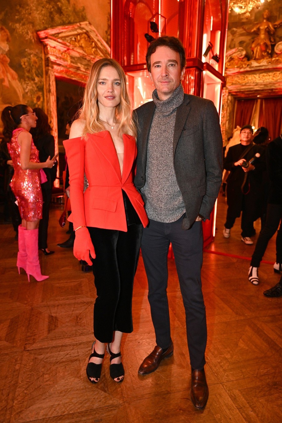 O Christian Louboutin γιόρτασε τα 30 χρόνια της κόκκινης σόλας με ένα φαντασμαγορικό show- Φωτογραφία 8