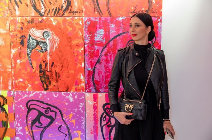 «Πορτραίτα συναισθημάτων»: Στο opening της εμπνευσμένης έκθεσης της Χριστίνας Λάππα στο Κολωνάκι - Φωτογραφία 16