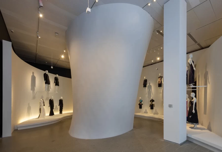 Karl Lagerfeld MET Exhibition: Περιηγούμαστε στην πολλά υποσχόμενη έκθεση - Φωτογραφία 7