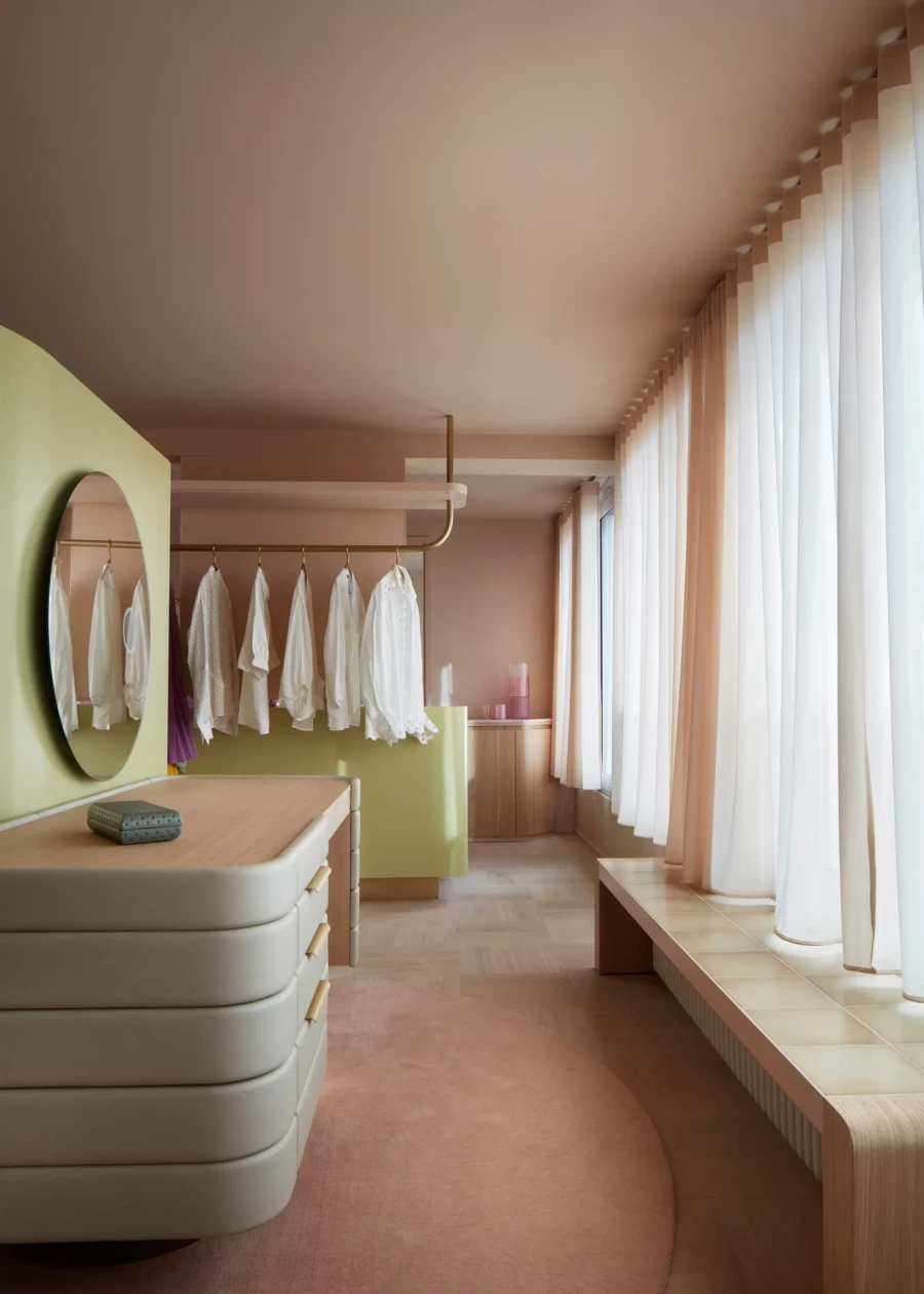 Μαγευτείτε από το cozy palazzino στη Ρώμη που φημολογείται ότι διέμενε η Audrey Hepburn- Φωτογραφία 2