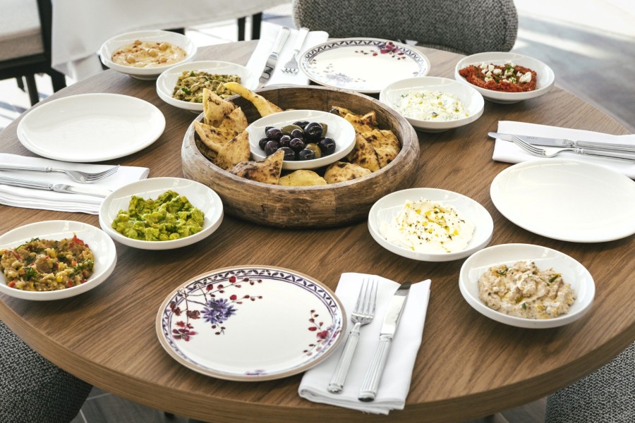  Το μυθικό restaurant & bar στο παραλιακό μέτωπο της Θεσσαλονίκης μας προσκαλεί στη νέα του εποχή- Φωτογραφία 5