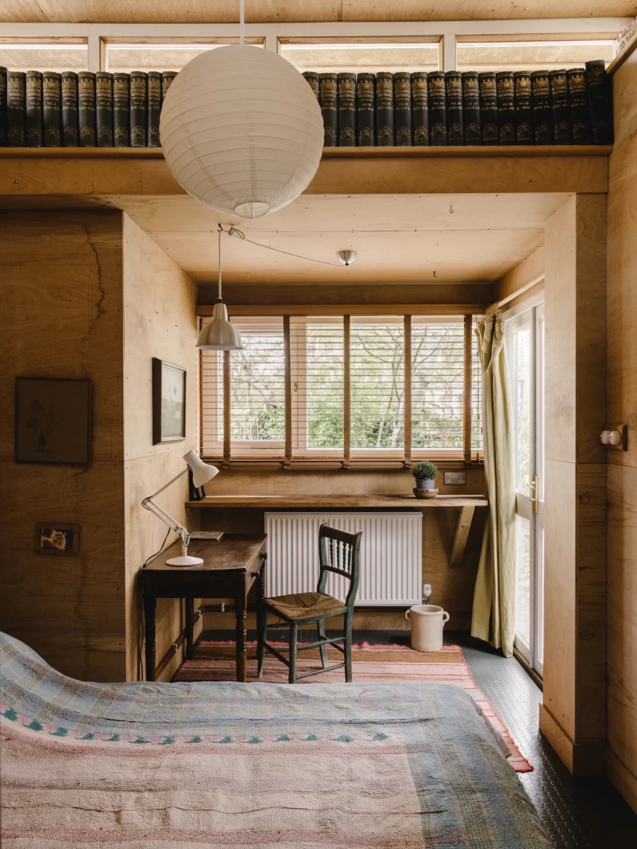 Περιηγηθείτε στη φωτεινή κατοικία της ζωγράφου Haidee Becker στο βόρειο Λονδίνο - Φωτογραφία 3