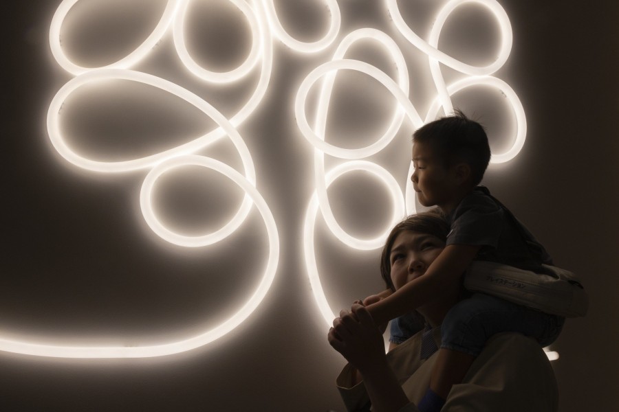 Tα highlights του 61ου Salone del Mobile στο Μιλάνο που μόλις ολοκληρώθηκε - Φωτογραφία 1