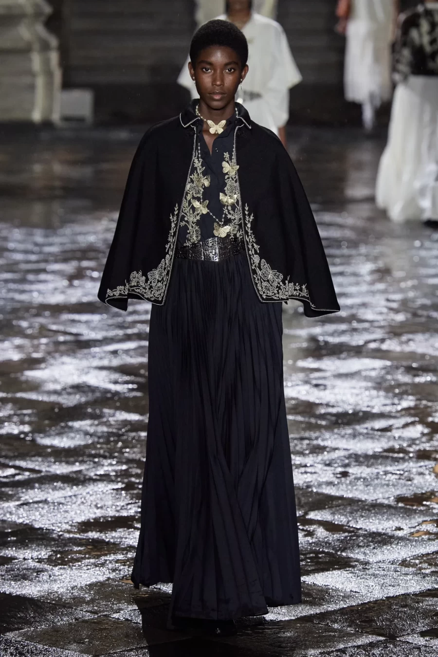Dior Cruise 2024: Η Maria Grazia Chiuri ερμηνεύει την αγάπη της για τη μεξικανική κουλτούρα - Φωτογραφία 16
