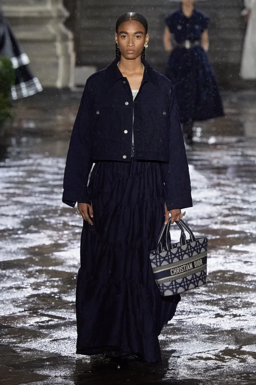 Dior Cruise 2024: Η Maria Grazia Chiuri ερμηνεύει την αγάπη της για τη μεξικανική κουλτούρα - Φωτογραφία 10