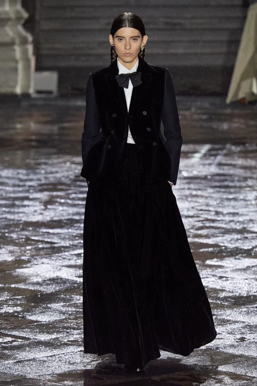 Dior Cruise 2024: Η Maria Grazia Chiuri ερμηνεύει την αγάπη της για τη μεξικανική κουλτούρα - Φωτογραφία 2