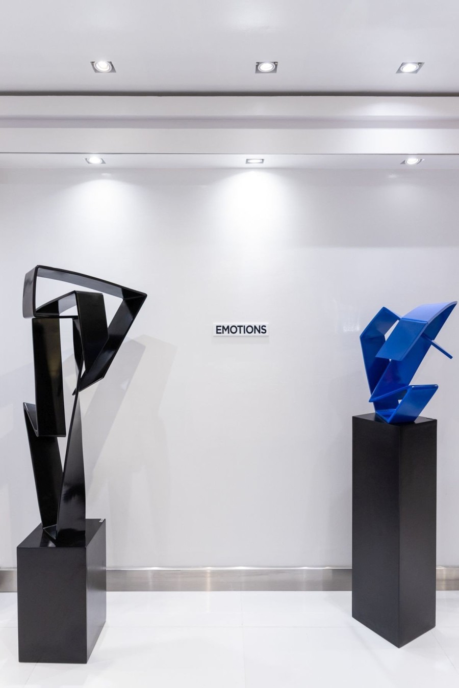 Εντυπωσιακά εγκαίνια: Τα Future Perfect γλυπτά του Χρήστου Χατζηβασιλείου - Φωτογραφία 9