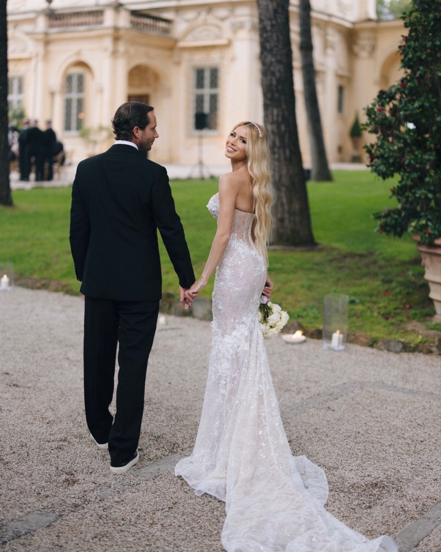 Fairytale in Rome: Ο λαμπερός γάμος της influencer Αναστάζια στην Ιταλία- Φωτογραφία 7