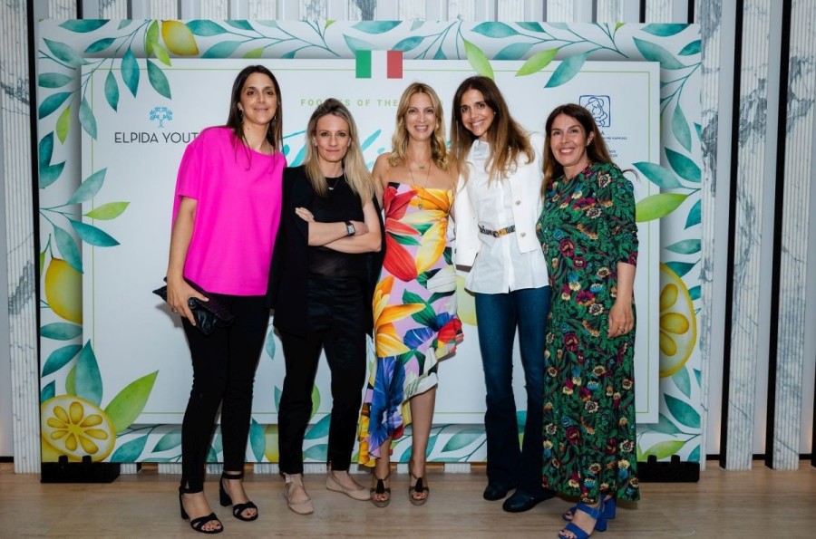 La felicita: Ένα μοναδικό δείπνο για καλό σκοπό από το Εlpida Υouth - Φωτογραφία 1