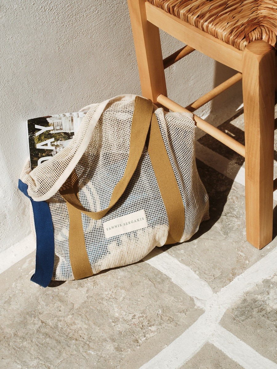 Η νέα ατμοσφαιρική boutique Yannis Sergakis κατέφτασε στην Πάρο- Φωτογραφία 5