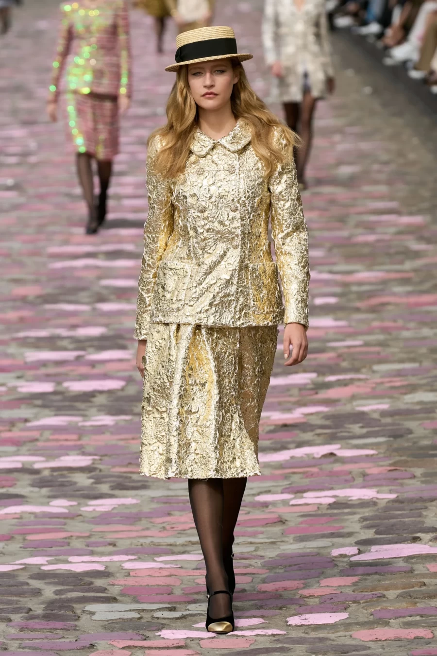Chanel AW couture: Η επίδειξη υψηλής ραπτικής αποτέλεσε ωδή στη Παριζιάνικη αισθητική- Φωτογραφία 7