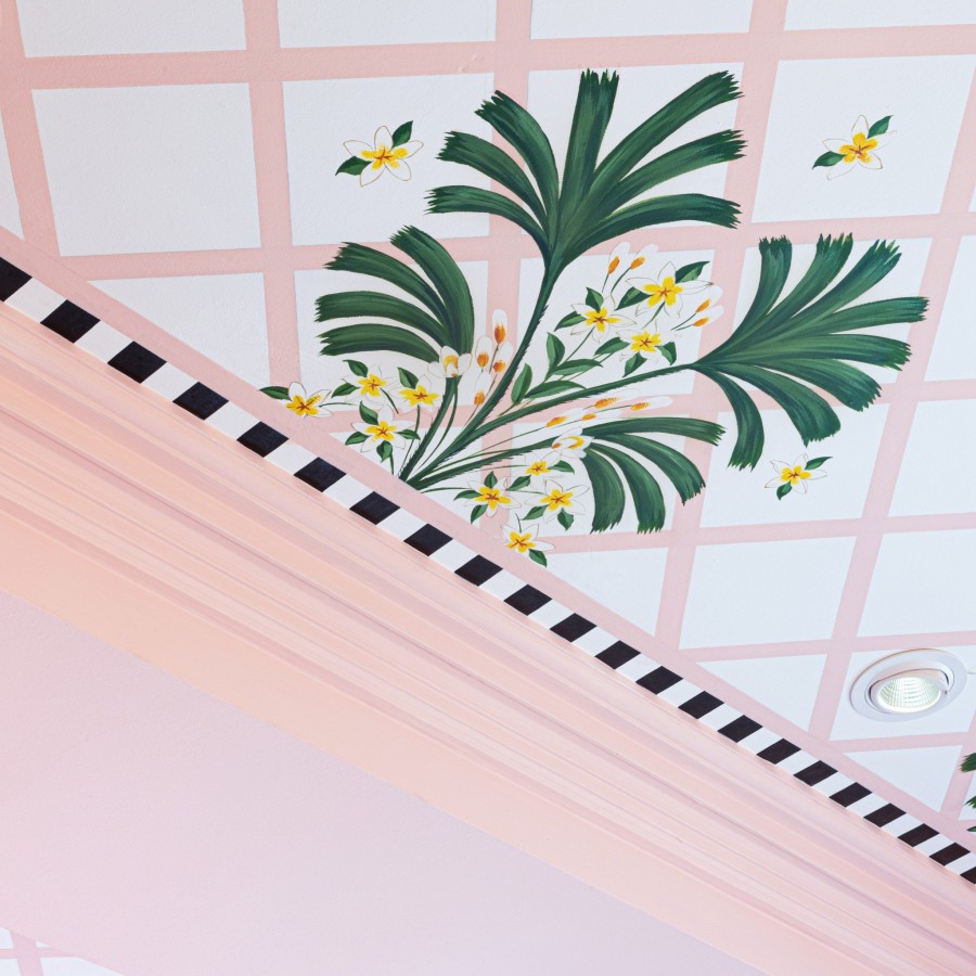 Ο πολυτελής οίκος Aquazzura ανοίγει τις πόρτες του στο New Bond Street- Φωτογραφία 8