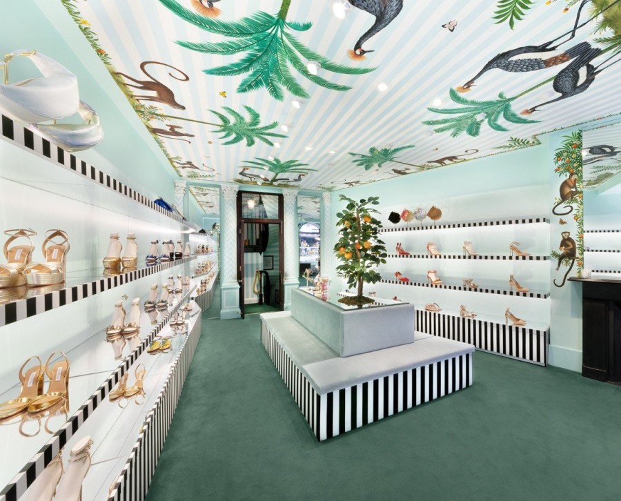 Ο πολυτελής οίκος Aquazzura ανοίγει τις πόρτες του στο New Bond Street- Φωτογραφία 2