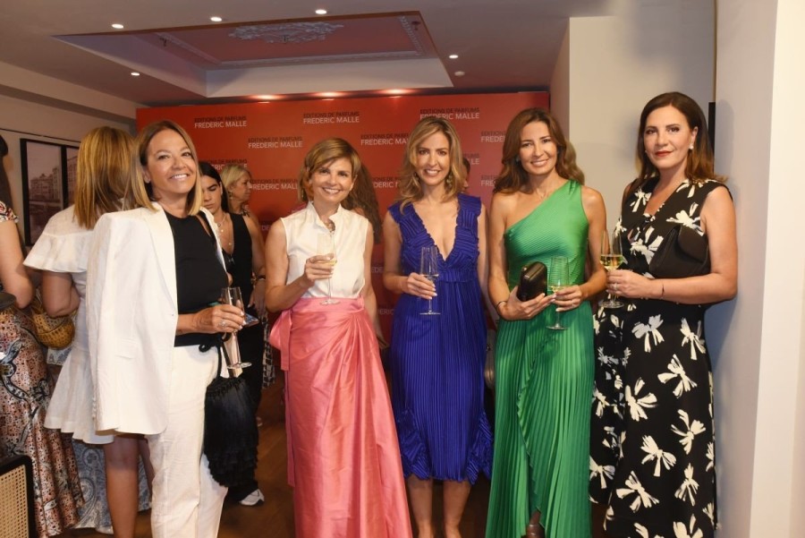 Ο εμβληματικός οίκος Editions de Parfums Frédéric Malle παρουσίασε τη μοναδική του συλλογή αρωμάτων με ένα privé dinner στη Θεσσαλονίκη- Φωτογραφία 8