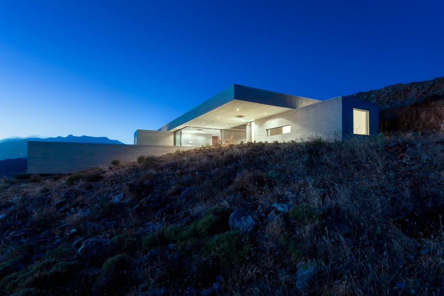 Ένα μοναδικό pool house στην Τήνο με φουτουριστικό design - Φωτογραφία 9