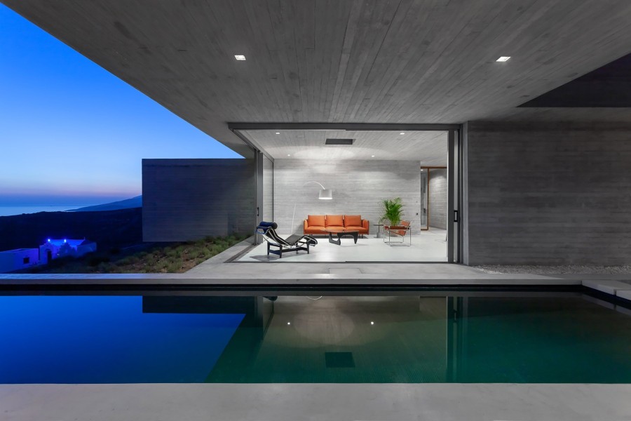 Ένα μοναδικό pool house στην Τήνο με φουτουριστικό design - Φωτογραφία 4