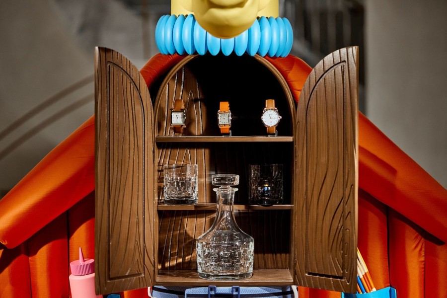 Oι νέες βιτρίνες του οίκου Hermès με τίτλο Life on Mars είναι πέρα από κάθε φαντασία - Φωτογραφία 1