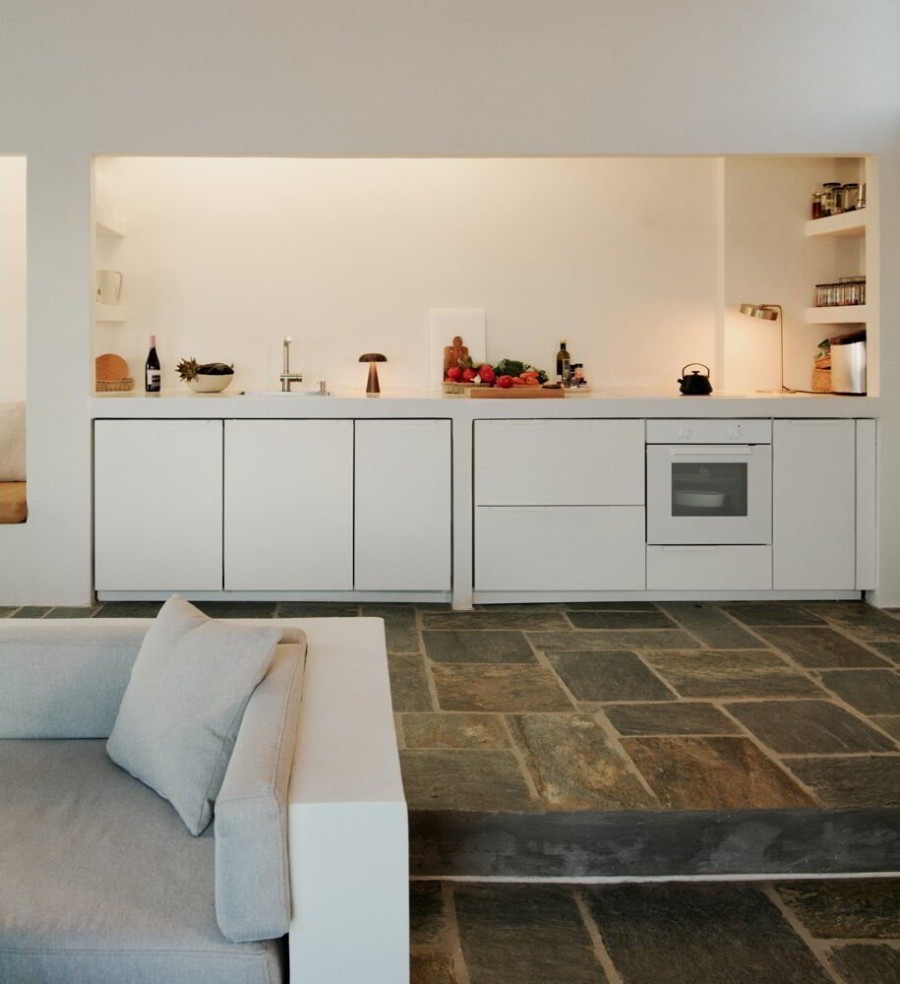 Ένα μοντέρνο νησιώτικο σπίτι στην Κύθνο συνδυάζει την παράδοση με το σύγχρονο design - Φωτογραφία 12