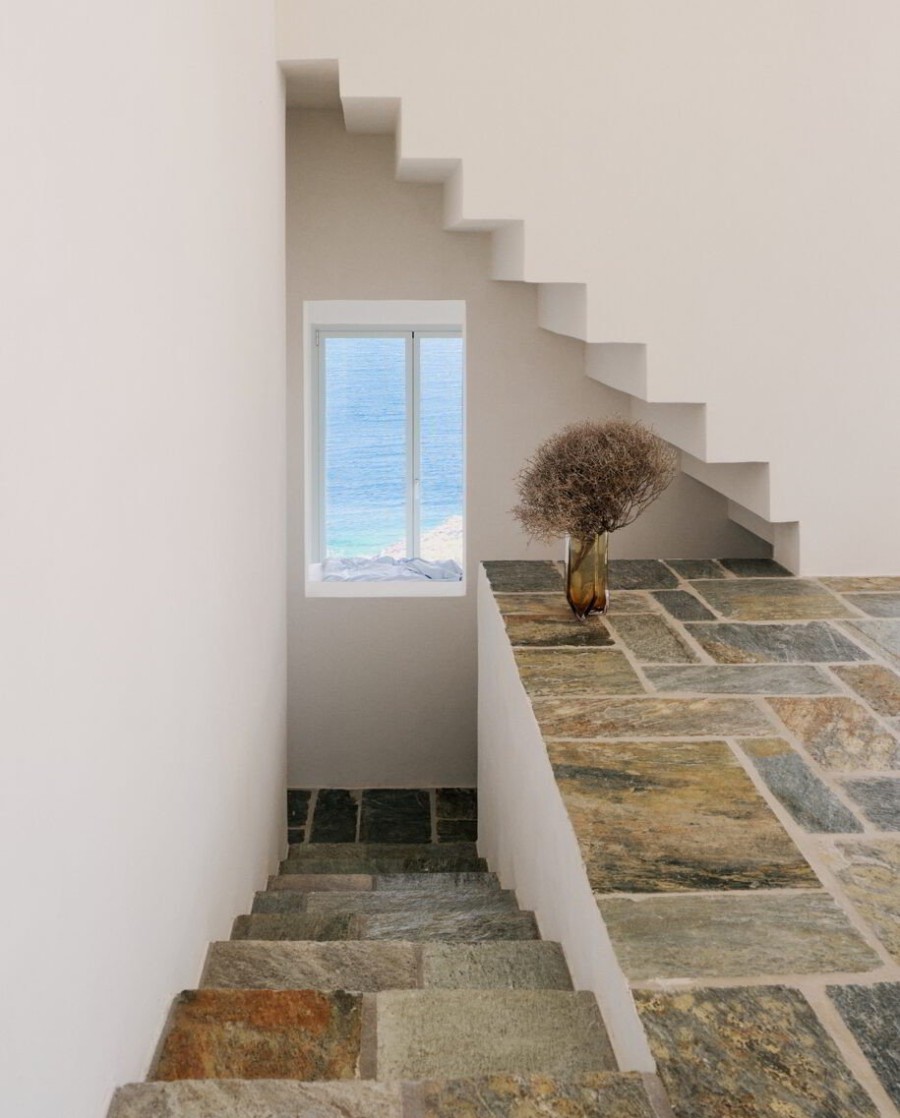 Ένα μοντέρνο νησιώτικο σπίτι στην Κύθνο συνδυάζει την παράδοση με το σύγχρονο design - Φωτογραφία 6