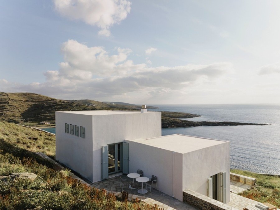 Ένα μοντέρνο νησιώτικο σπίτι στην Κύθνο συνδυάζει την παράδοση με το σύγχρονο design - Φωτογραφία 5