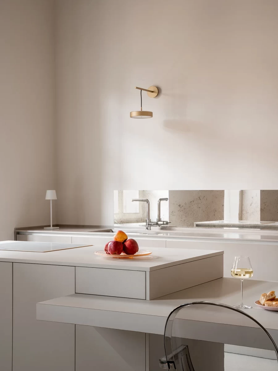 Ένα διαμέρισμα μόλις 82 τ.μ. στη Β. Ιταλία ενώνει με κομψότητα την αναγεννησιακή αισθητική με τα σύγχρονα pieces - Φωτογραφία 6