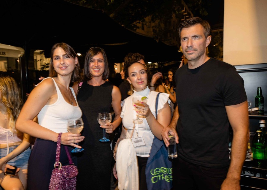 30 χρόνια Art Athina: Η μεγαλύτερη ετήσια εικαστική διοργάνωση υποδέχθηκε το κοινό με εορταστική διάθεση - Φωτογραφία 11