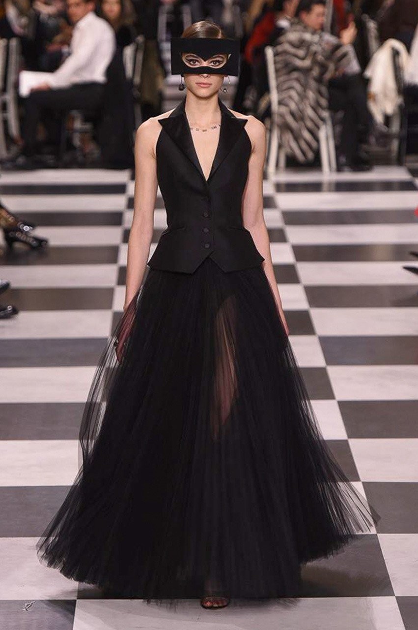 Το σουρεαλιστικό Haute Couture show του οίκου Dior - Φωτογραφία 39