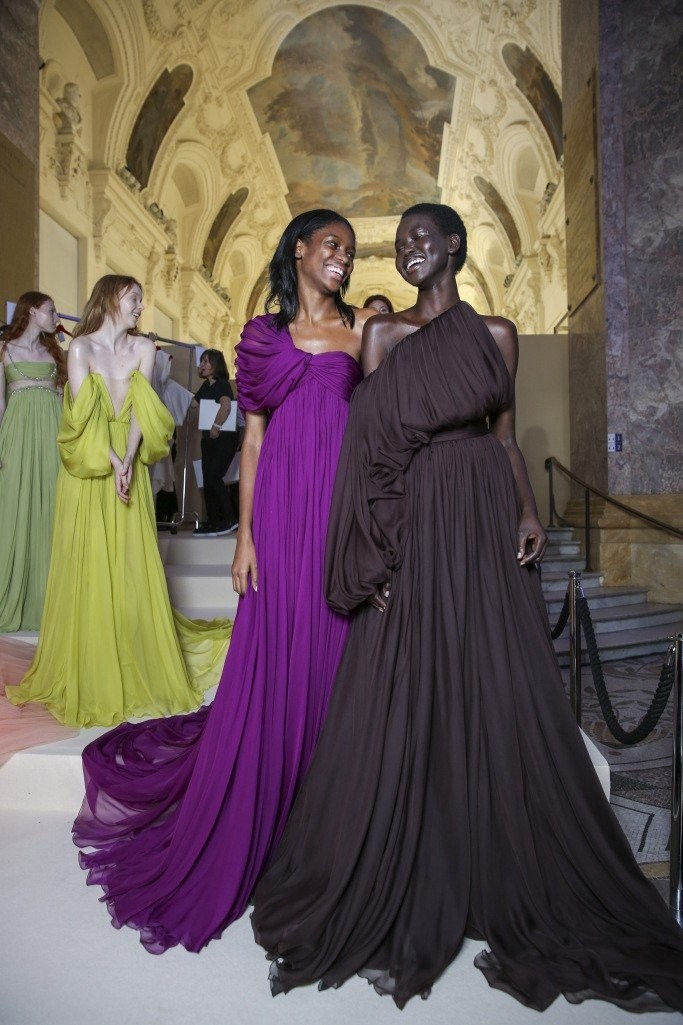 Το παραμυθένιο show υψηλής ραπτικής του Giambattista Valli - Φωτογραφία 14