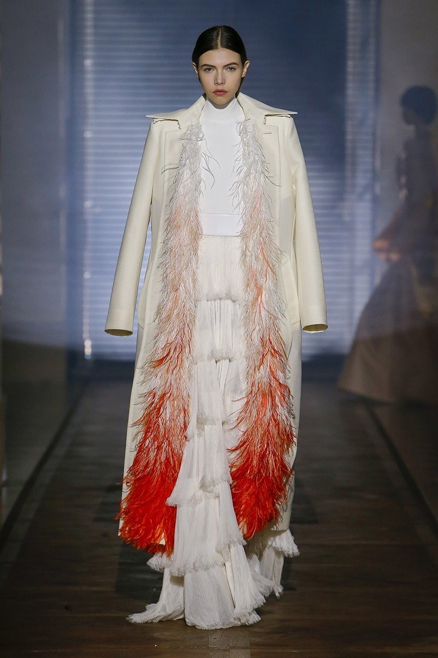 Δυναμισμός και tailoring στην haute couture συλλογή του Givenchy - Φωτογραφία 14