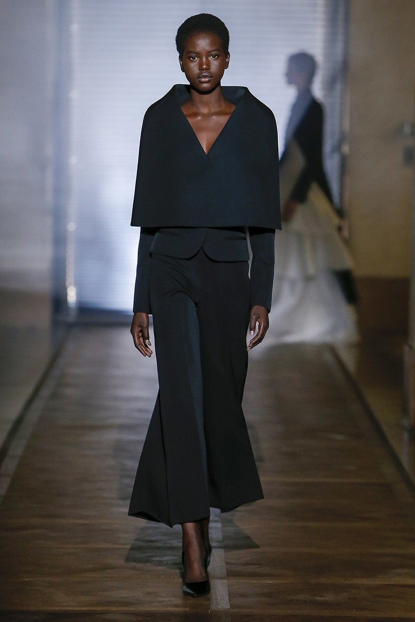 Δυναμισμός και tailoring στην haute couture συλλογή του Givenchy - Φωτογραφία 23