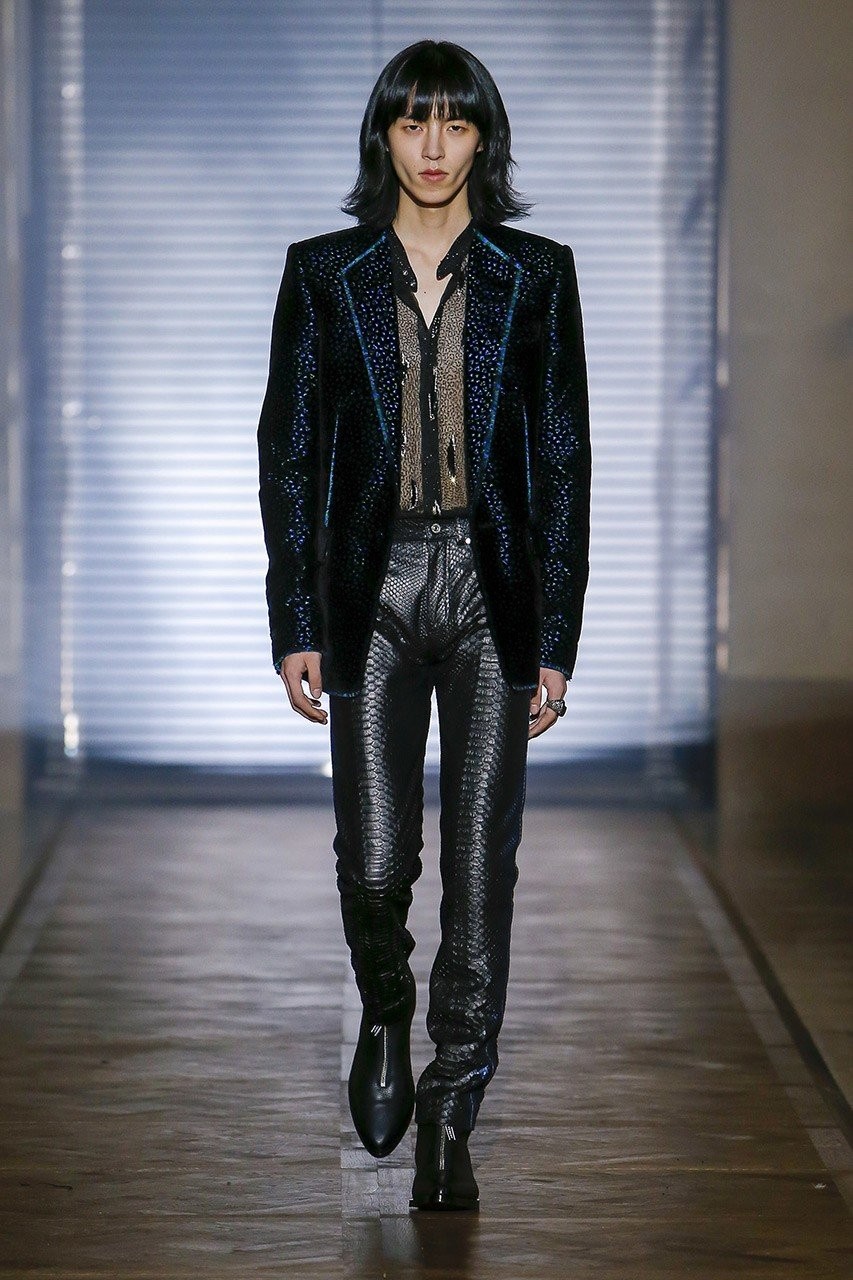 Δυναμισμός και tailoring στην haute couture συλλογή του Givenchy - Φωτογραφία 27