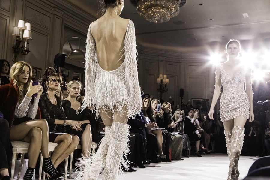 Η ονειρική επίδειξη Celia Kritharioti στην Haute Couture Fashion Week- Φωτογραφία 4