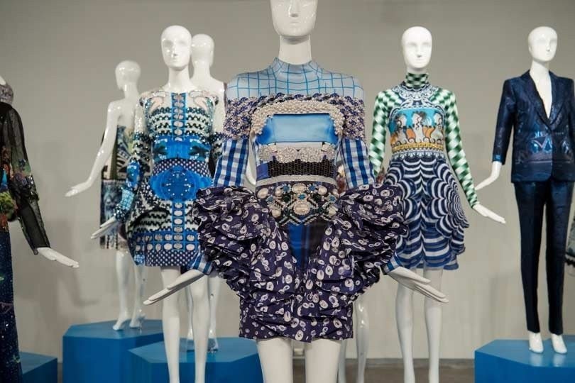 Η πρώτη καλειδοσκοπική έκθεση της Mary Katrantzou στο Dallas - Φωτογραφία 8