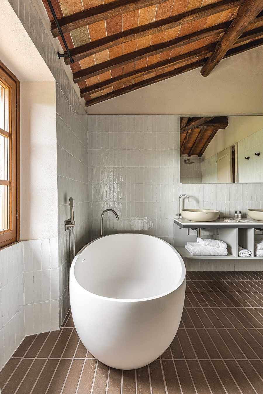 Ένα πρώην εκκλησιαστικό κτιριακό σύμπλεγμα του 12ου αιώνα αναπαλαιώθηκε και μετατράπηκε σ’ ένα καταφύγιο ηρεμίας- Φωτογραφία 4