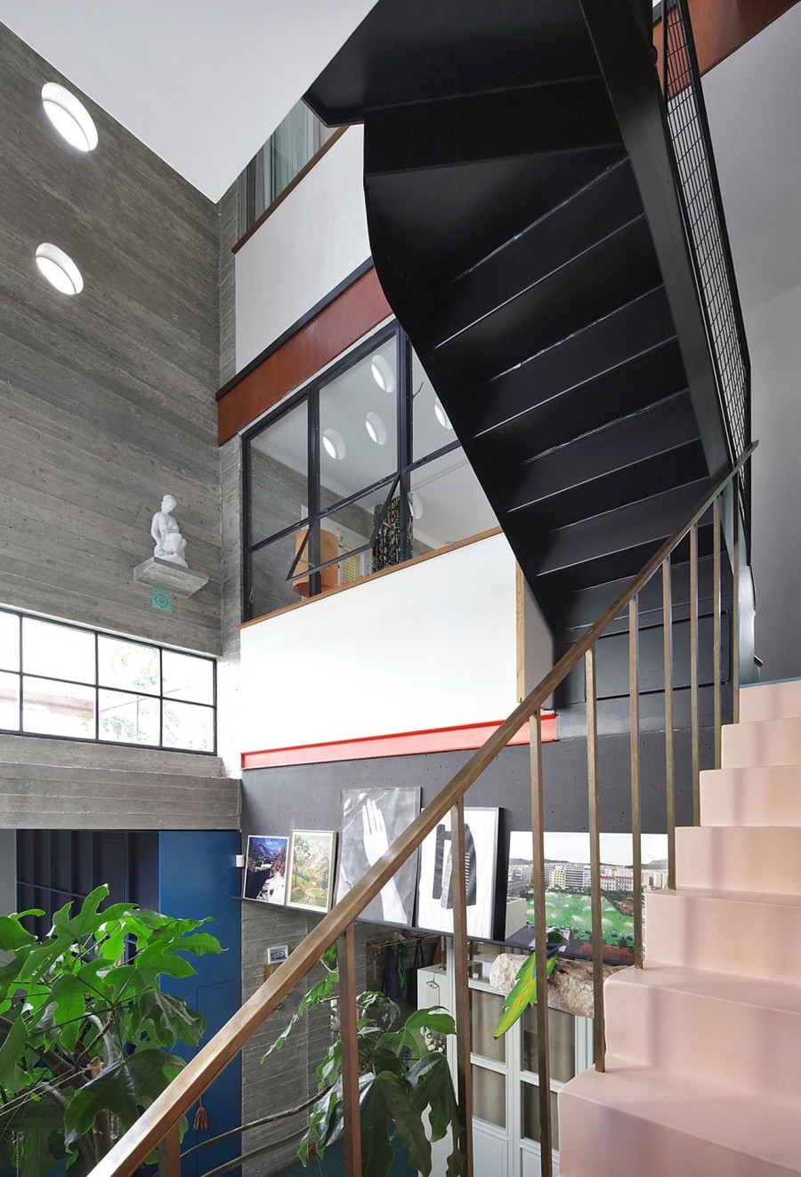 Ένα ιδιαίτερο αρχιτεκτονικό δημιούργημα στα Πετράλωνα προσφέρει μια ξεχωριστή εμπειρία σπιτιού- Φωτογραφία 5