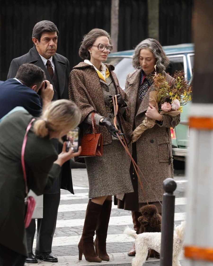 Περισσότερες φωτογραφίες της Angelina Jolie ως Maria Callas ήρθαν στη δημοσιότητα- Φωτογραφία 2