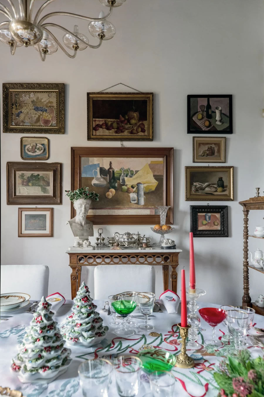 Μια σαγηνευτική βίλα στη Φλωρεντία υμνεί τη ζεστασιά των Χριστουγέννων- Φωτογραφία 2