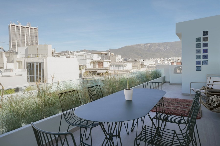 Ένα φωτεινό ευρύχωρο loft στην πλατεία Μαβίλη στην Αθήνα είναι πηγή για έμπνευση - Φωτογραφία 7