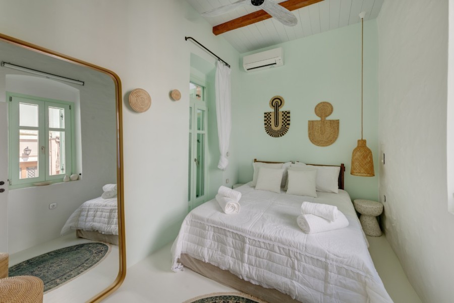 Ένα νεοκλασικό αρχοντικό στη Σύρο αναβιώνει με τρόπο υποδειγματικό- Φωτογραφία 2