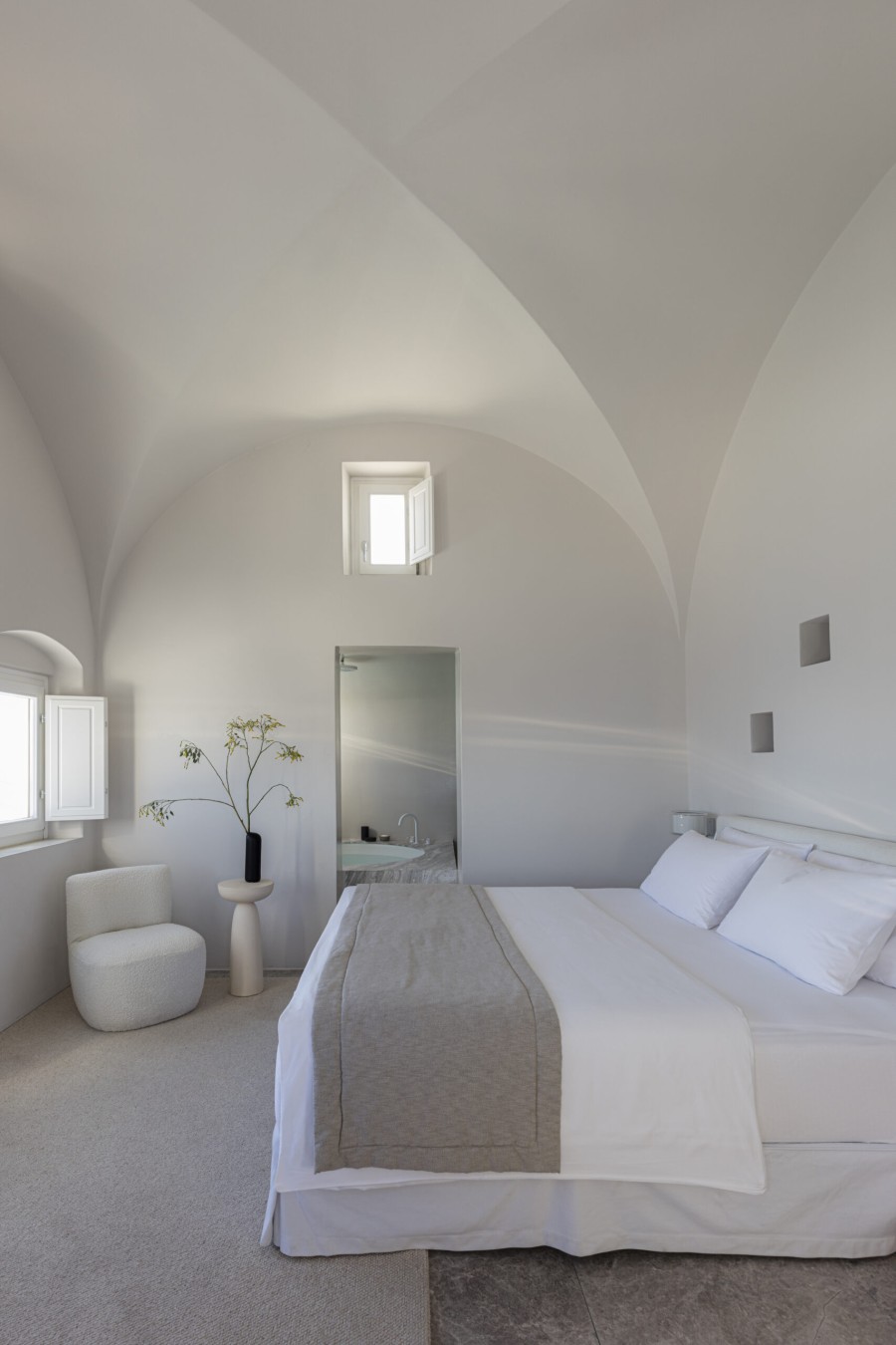 Αυτή η κατοικία στην Οία μετατρέπεται στο απόλυτο καλοκαιρινό όνειρο- Φωτογραφία 4