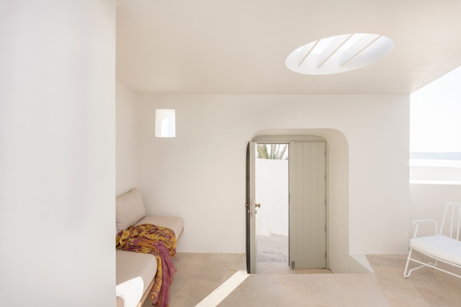 Ένα σπίτι στα Φηρά απολαμβάνει το πιο μαγικό ηλιοβασίλεμα του πλανήτη- Φωτογραφία 2