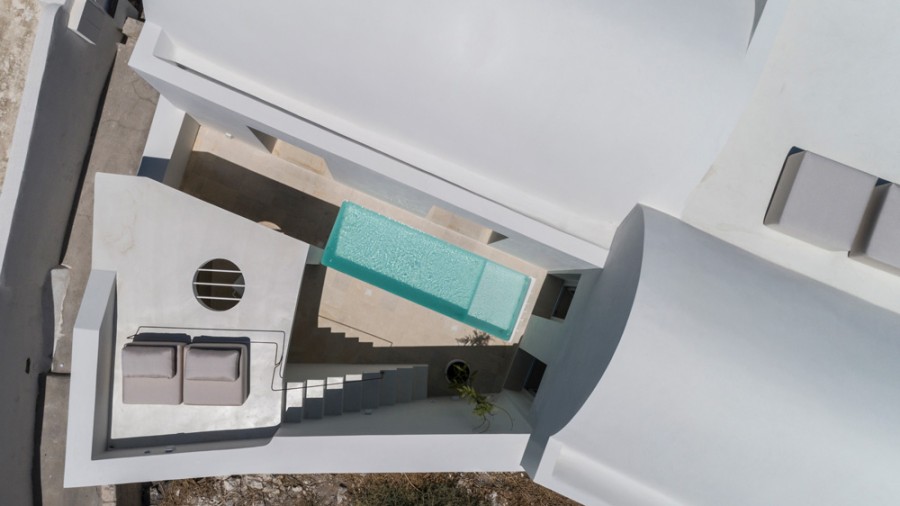 Ένα σπίτι στα Φηρά απολαμβάνει το πιο μαγικό ηλιοβασίλεμα του πλανήτη- Φωτογραφία 1