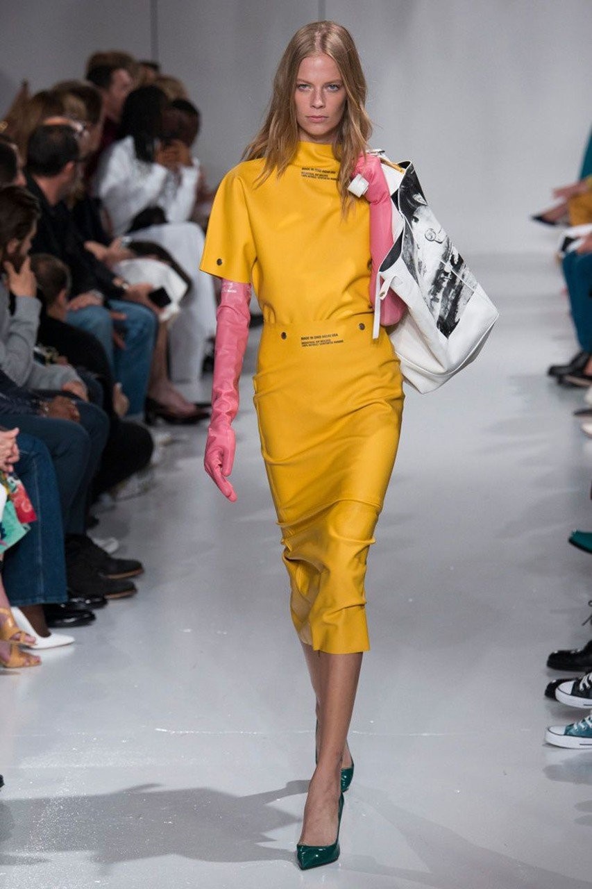 Γιατί να προτιμήσετε την pencil φούστα τη φετινή άνοιξη- Φωτογραφία 3